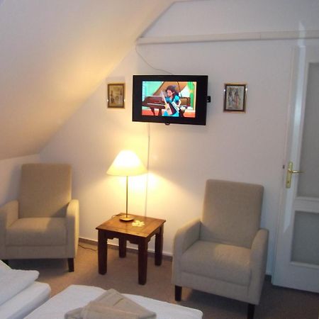 Appartement Rozsa Apartman à Hévíz Extérieur photo
