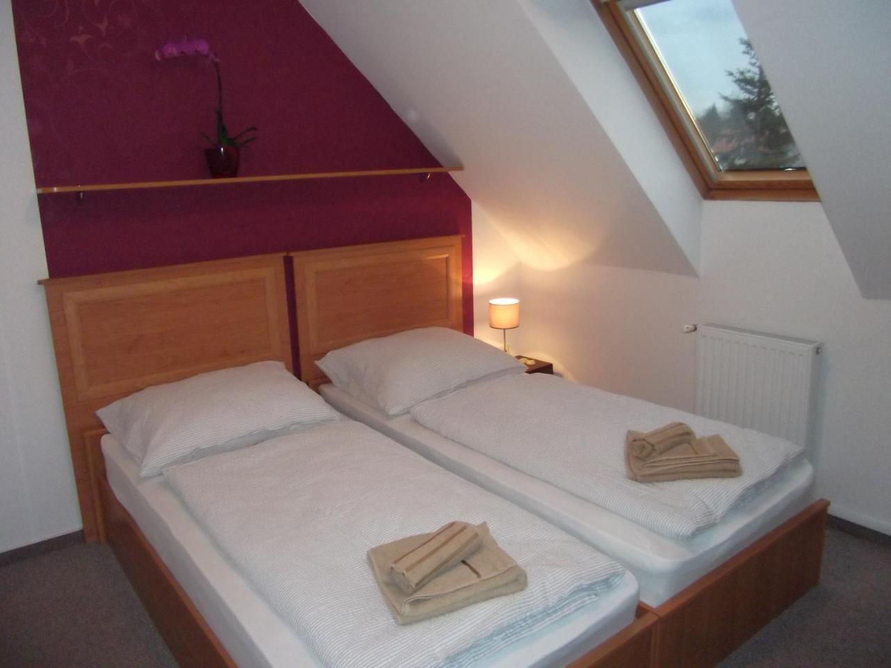 Appartement Rozsa Apartman à Hévíz Extérieur photo