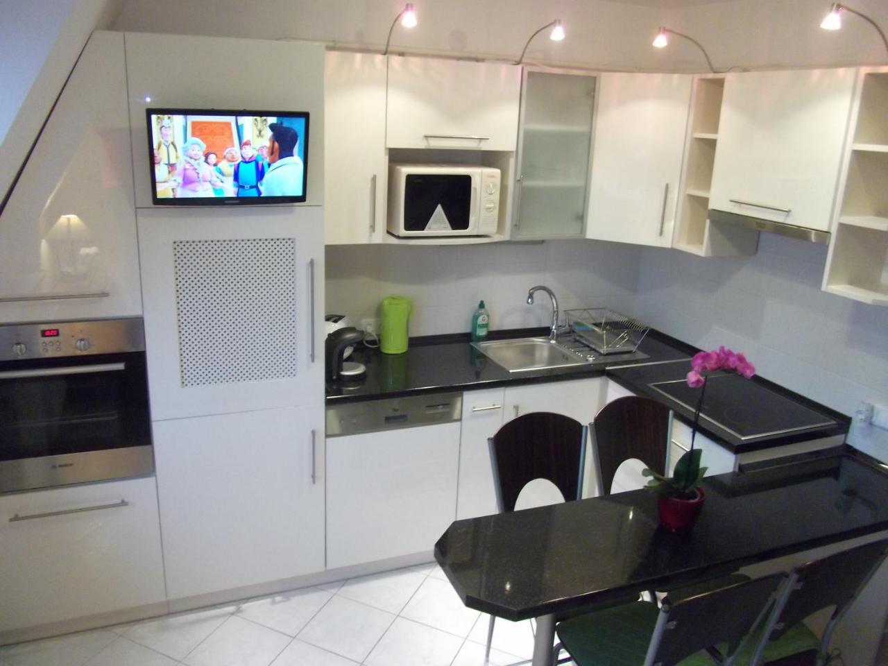 Appartement Rozsa Apartman à Hévíz Extérieur photo